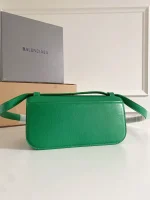 Crossbody Size: 23.5×12.4×10.4cm - Image 2