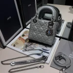 Classic size:17155cm in pearlescent grey