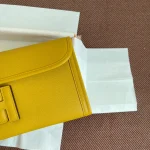 Amber Yellow - Image 3