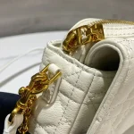 Caro Chain Clutch Size:17.5*10.5*5 cm - Image 2