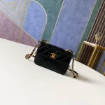 Chane Black Plaid Size: 14 5 9.5cm Code: 2310