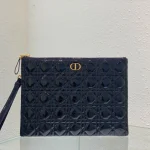 Caro Daily Clutch Size: 30cm