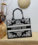 Book Tote Series Size: 41.5cm 36cm 22cm - Image 3