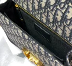 30 Montaigne Size: 24cm - Image 4