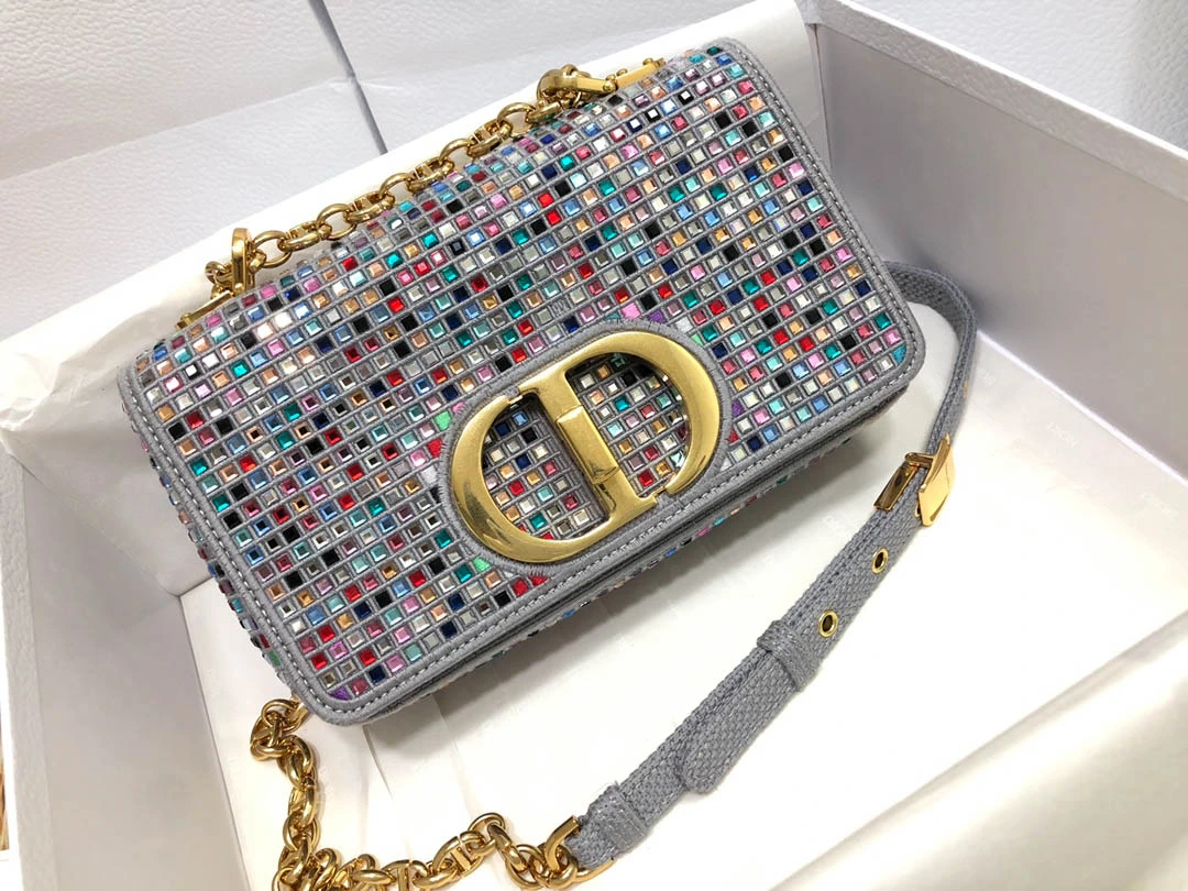 i3402e5d36ed2d21ec781c526984551d4.webp Caro Series Size: 20*12*7cm Ref: M9241 - Image 1