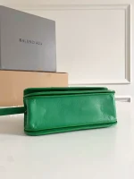 Crossbody Size: 23.5×12.4×10.4cm - Image 3