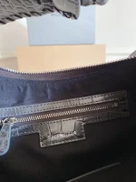 Balenciag Le Cagole Crossbody Bag Size: 33*16cm*8cm - Image 5