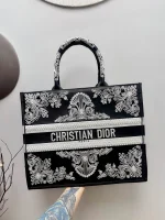 Book Tote Series Size: 41.5cm 36cm 22cm - Image 4