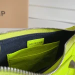 Crossbody bag Size: 20*11*4CM - Image 3