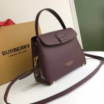 Calf leather bag Size:W25.5*H29*D10cm Code:400123 - Image 4
