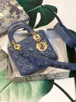 ABCDior Calf Patent Leather Rattan Tote Size: 20 x 16.5 x 8cm