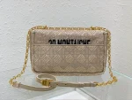 Caro chain handbag - Image 5