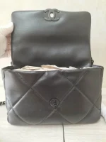 Chane1 Black Sheepskin Electric Black Style: 8069 Size: 26169cm - Image 2