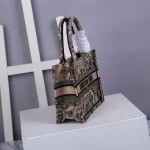 Book Tote Handbag Size:26.5cm - Image 3