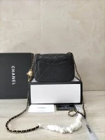 Chane Flap Bag Black Size: 18-13-7cm - Image 6