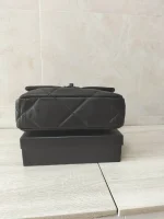 Chane1 Black Sheepskin Electric Black Style: 8069 Size: 26169cm - Image 3