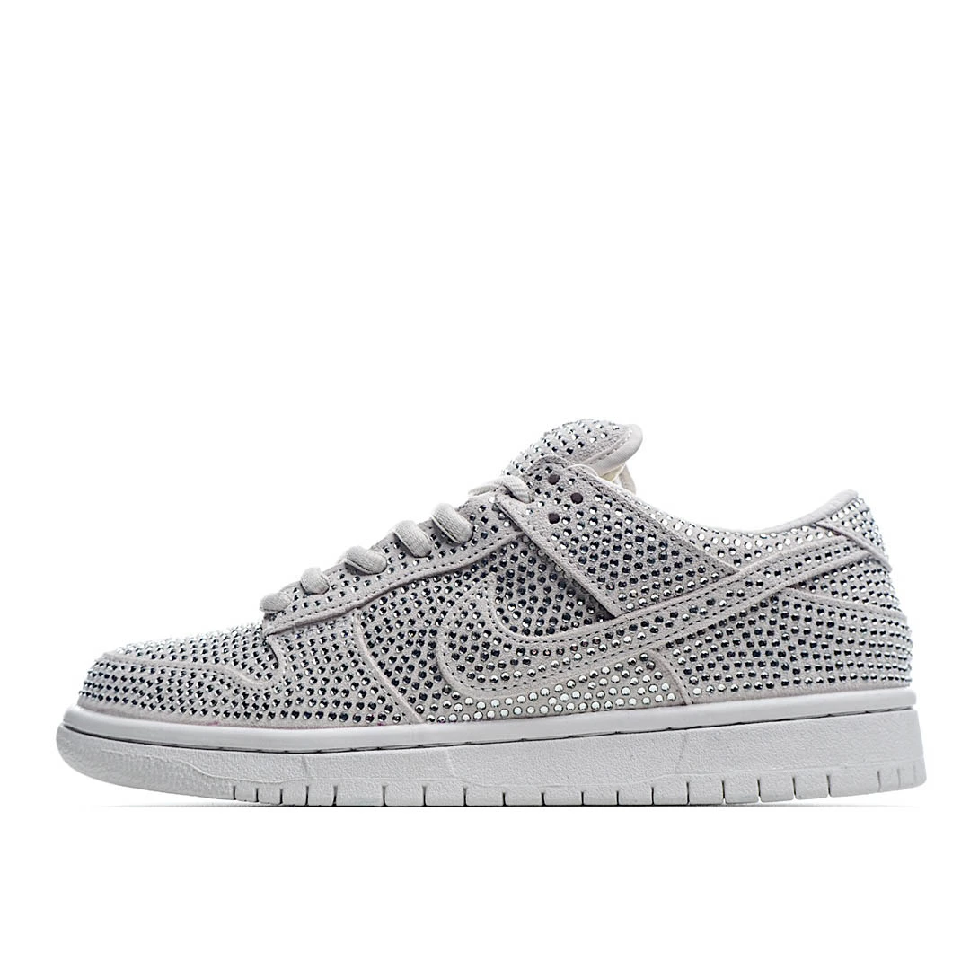 i4ae6cad09b54d542b5a80c1faaaac51e.webp Cactus Plant Flea Market x Nike Dunk Low - Image 1