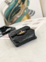 Chane Vintage Calfskin Size: 17 13.5 5.5cm Code: AS1326 02852 - Image 5