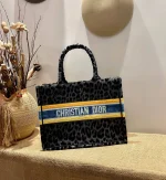 Book Tote Collection Size: 41.5cm 36cm - Image 3