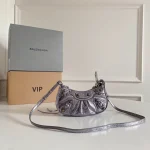 Crossbody bag Size: 20*11*4CM - Image 5