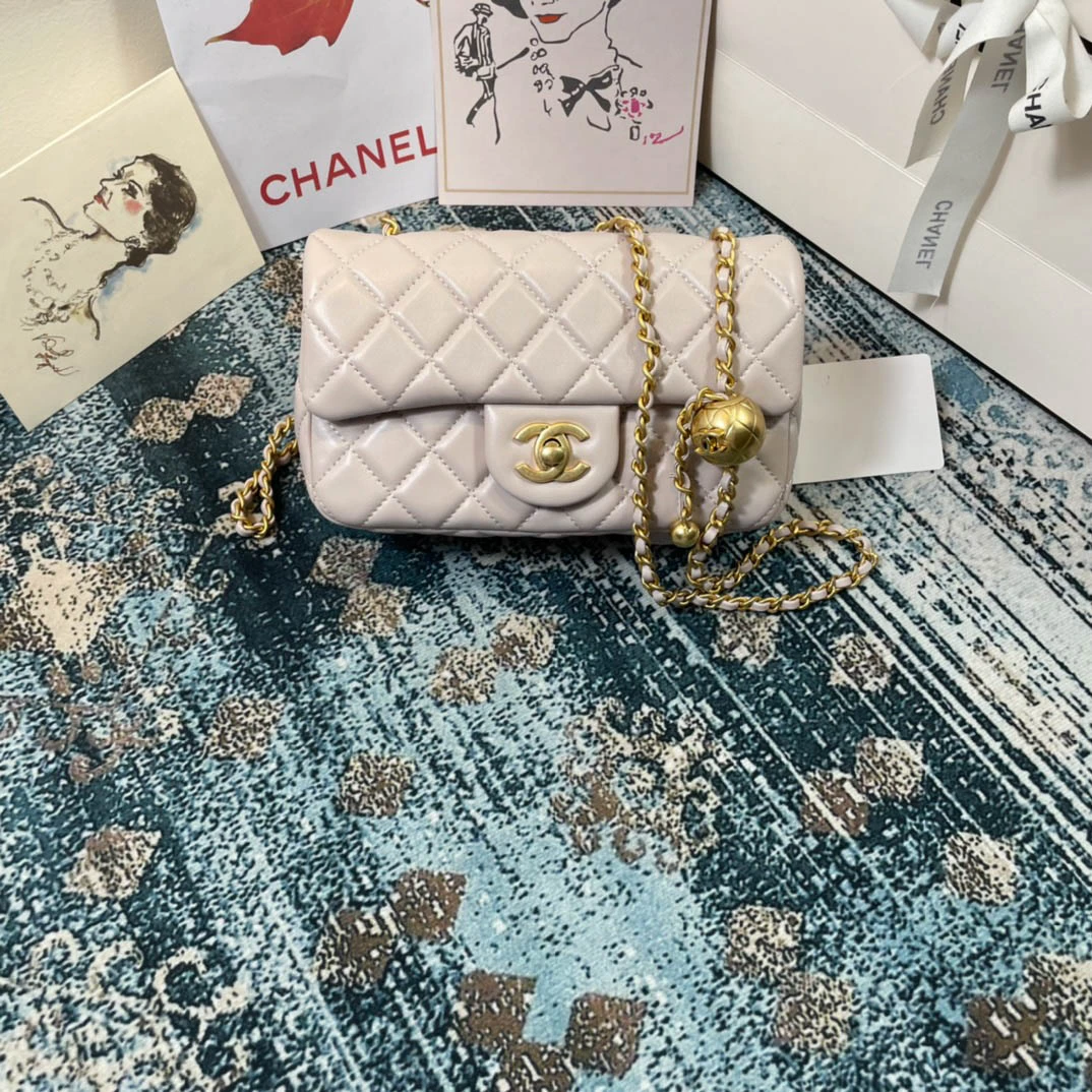 i50ad2aa43a3b2b7888a199088eafdbdb.webp Chane One Shoulder Size: 20 - Image 1