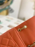 Calfskin Gold Buckle Size: 17 13.5 5.5cm Code: AS1326 02852 - Image 4