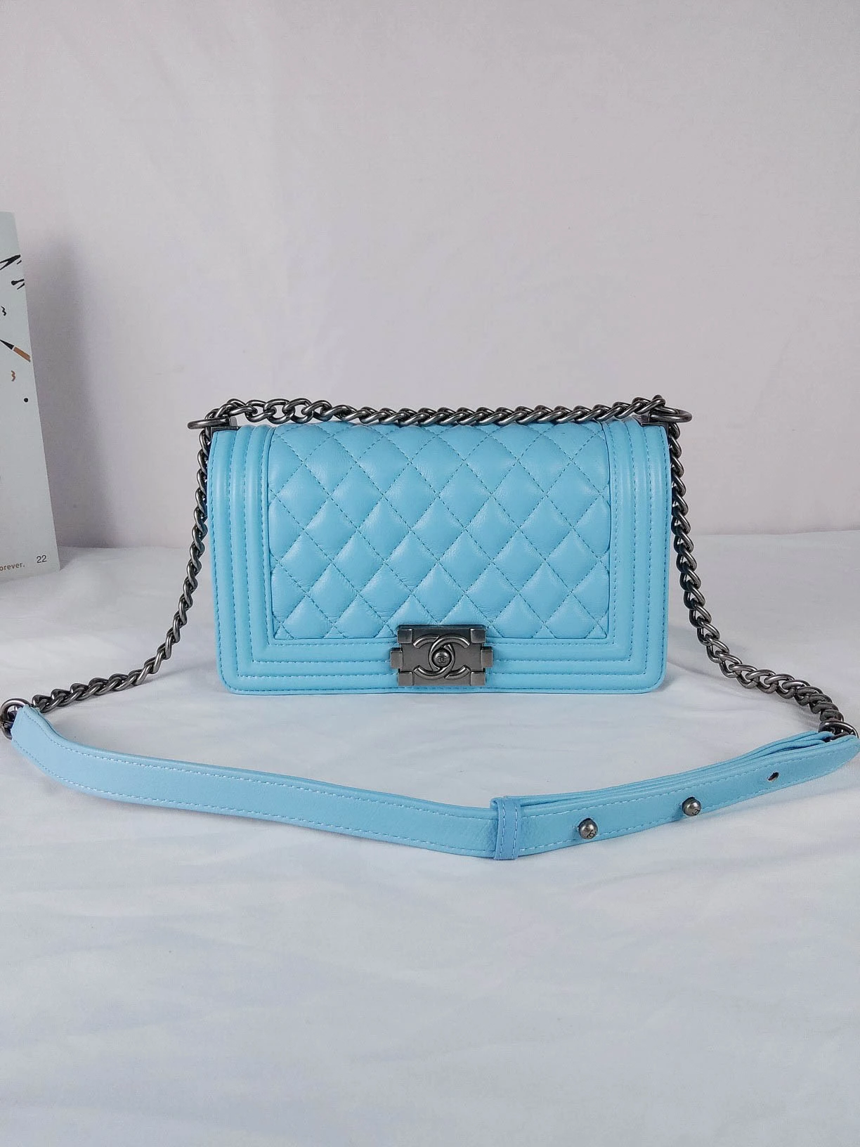 i5c79fb3dbe41a25460bd4b261077428b.webp Calfskin Size: 25*16*9cm Model Number: 67086 - Image 1