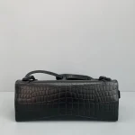 Balenciag* Neo Classic Biker Bag Size: 1991 Medium: 25*33*13*20cm - Image 7