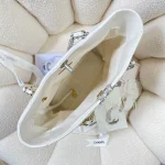CHANE White Size: 30cmX37cmX10cm - Image 6