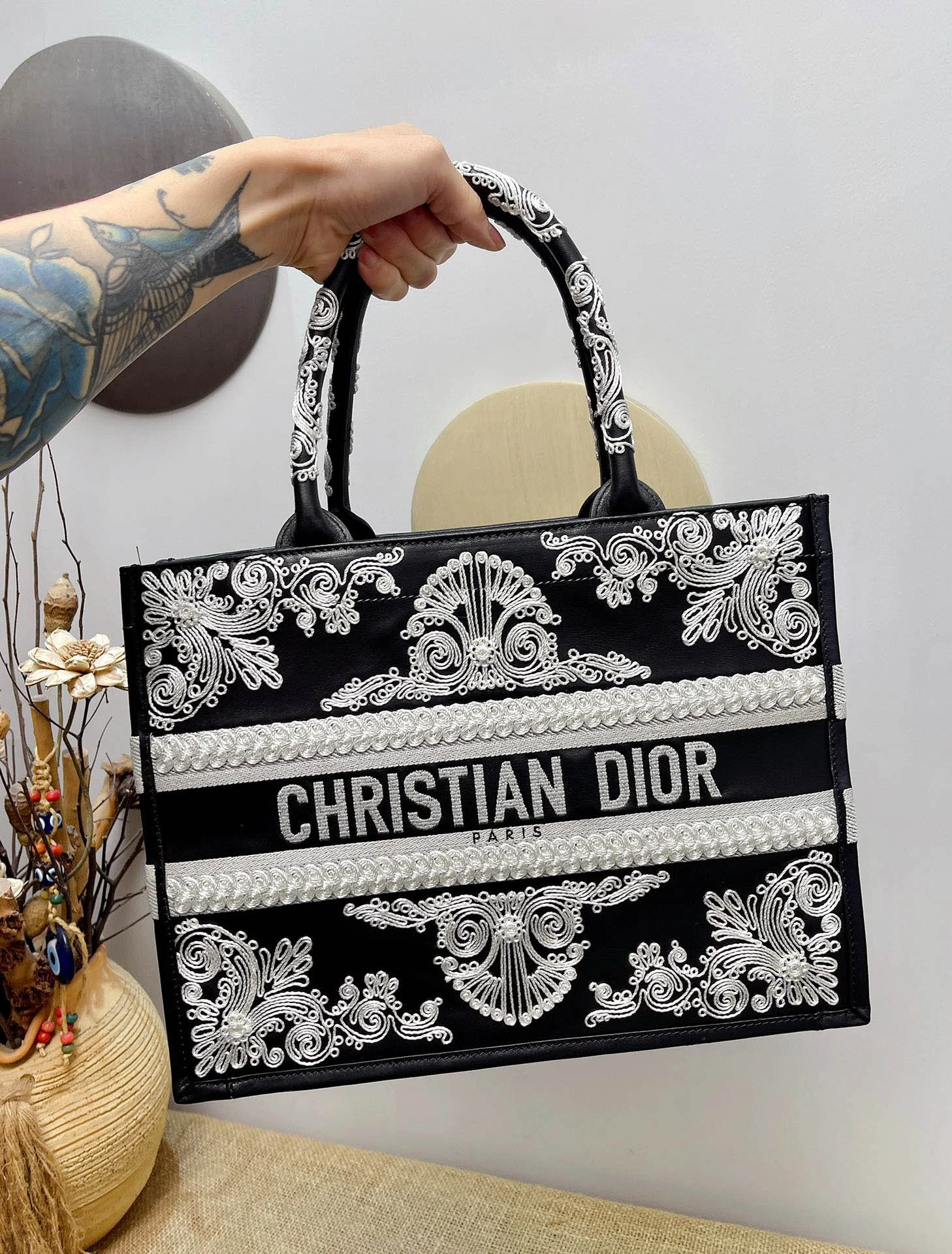 i6a4cf99a7798450d7f161810d530f670.webp Book Tote Series Size: 41.5cm 36cm 22cm - Image 1