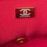 AS3450 Handbag with Diamond Chain Size: 20cm - Image 9