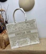 Book Tote Collection Size: 41.5cm 36cm 22cm - Image 5