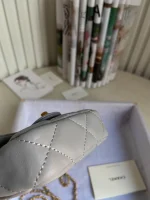 Calfskin Reference: AP2271 Dimensions: 11x10x3cm - Image 8