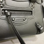 Balenciag* Neo Classic biker bag Size: 1993 Size: 13.5*18*7.5*12cm - Image 7