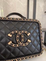 Chane Vanity case Vintage Cosmetic Bag Model: 93343 Size: 21cm - Image 2
