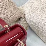 Dior Lady Dior in five-compartment patent detail - Image 6