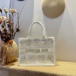 Book Tote Collection Size: 41.5cm 36cm 22cm