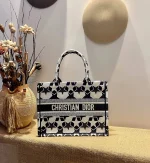 Book Tote Collection Size: 41.5cm 36cm