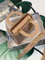 ABCDior Calf Patent Leather Rattan Tote Size: 20 x 16.5 x 8cm - Image 3