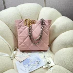 CHANE Pink Size: 30cmX37cmX10cm