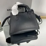Balenciag* Neo Classic Casual Bag Size: 18cm - Image 5