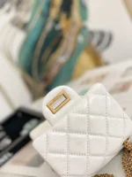 Chane Vintage Calfskin Size: 17 13.5 5.5cm Code: AS1326 02852 - Image 4