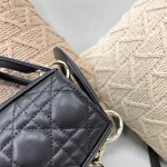 Dior Lady Dior in five-compartment lambskin detail - Image 6