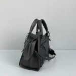 Balenciag* Neo Classic biker bag Model: 1991 Size: 25*33*13*20cm - Image 7