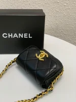 CHANE size: 12103.5cm - Image 5