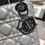 Classic size:17155cm in pearlescent grey - Image 6