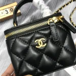 Bucket Bag Model No.;5865 - Image 6