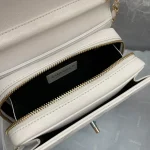 Chane Xiaoxiang Classic Bag Model: AS3002 size: 18/13/7 - Image 6