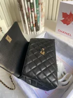 Calfskin Model: A92991 Size: 182912cm - Image 9