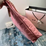 Chane Vintage Bag Model: 2023 Size: 45*9*50 - Image 6